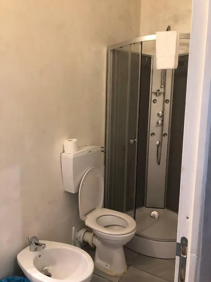 Cavour Guest House Vintimille